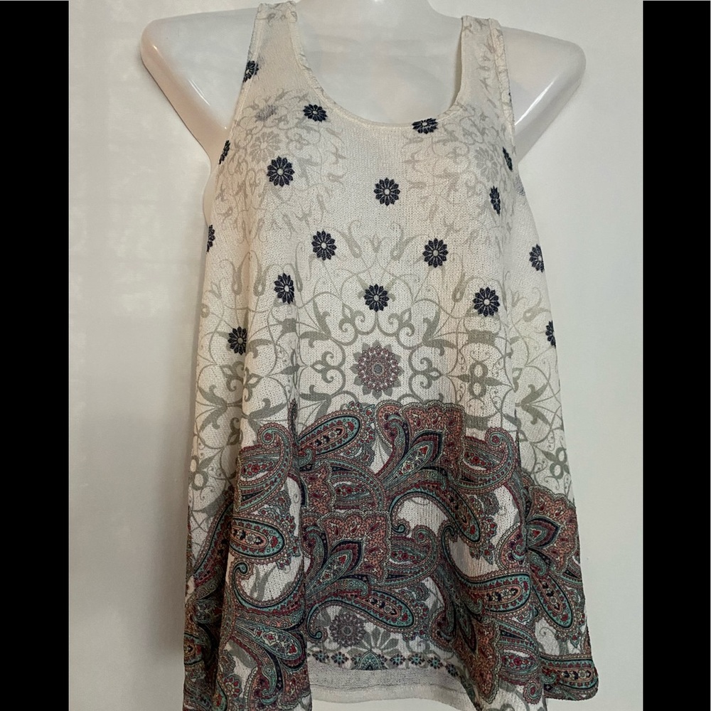Sleeveless knit top (NWOT)